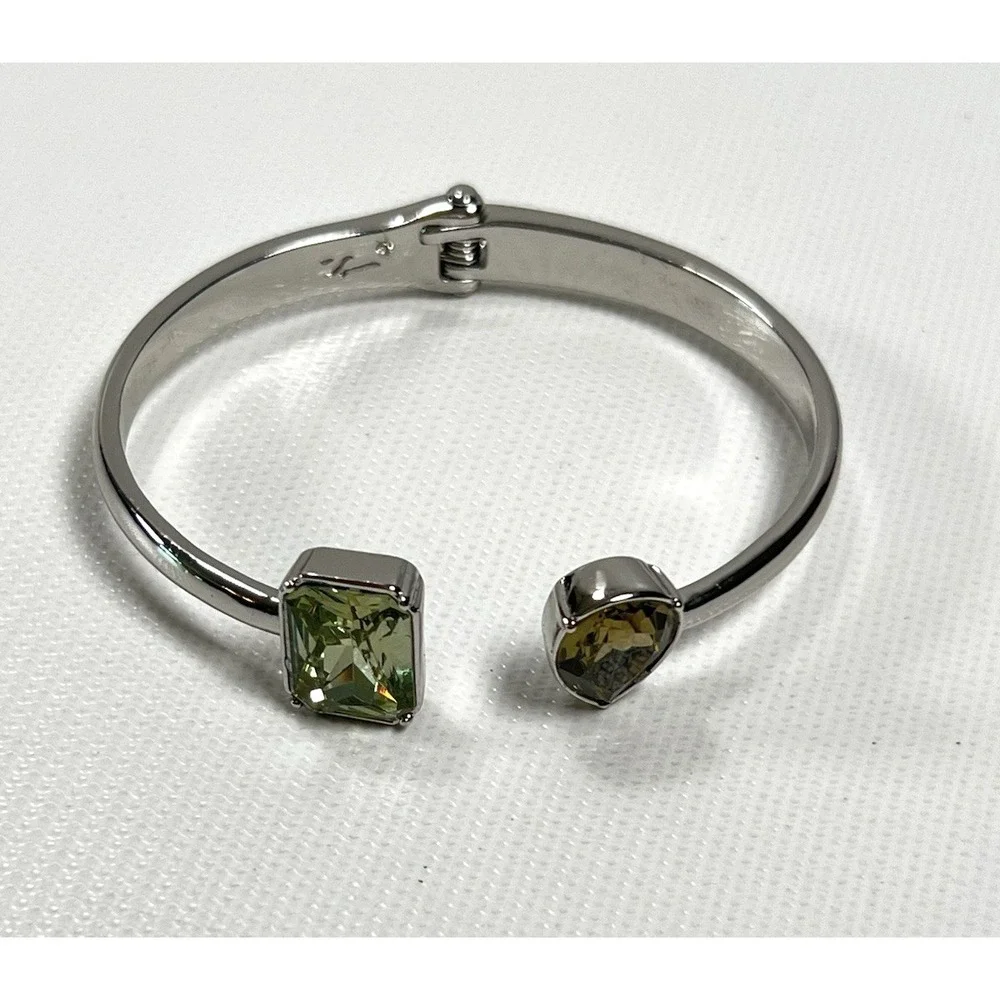 Silver‎ Toned Hinged Bracelet w/ 2 Greenish Color Settings 5